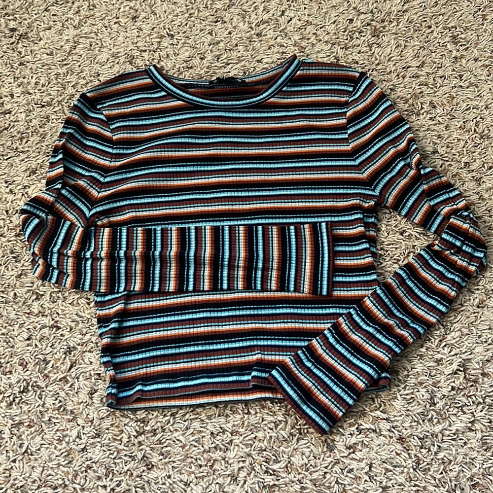 Multi color cropped long sleeve. Size small